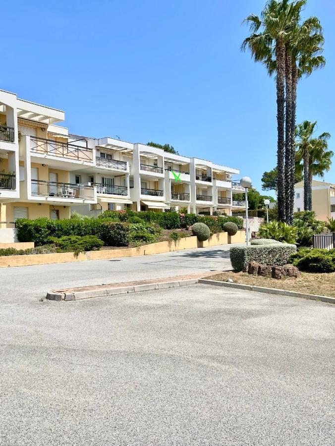 Appartement Vue Exceptionnelle Saint-Raphaël Buitenkant foto