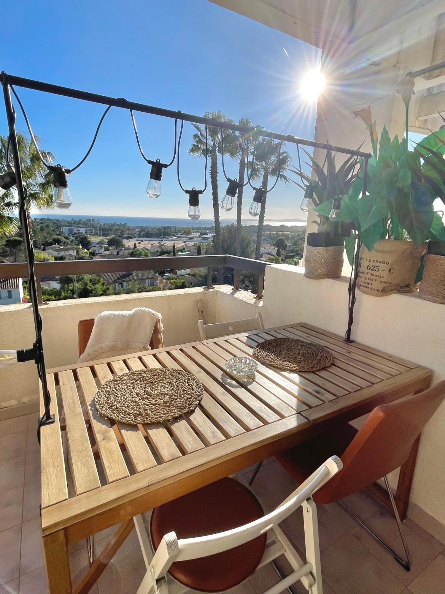 Appartement Vue Exceptionnelle Saint-Raphaël Buitenkant foto